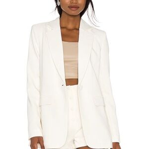 Women's Arielle Blazer in Ivory
Camila Coelho
